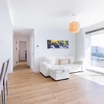 아파트 The Place View *