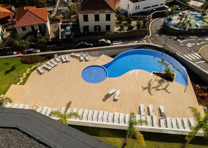 The Place View * Funchal (Madeira)